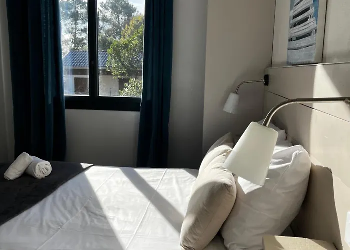 Cote Et 2* ביסקארוס